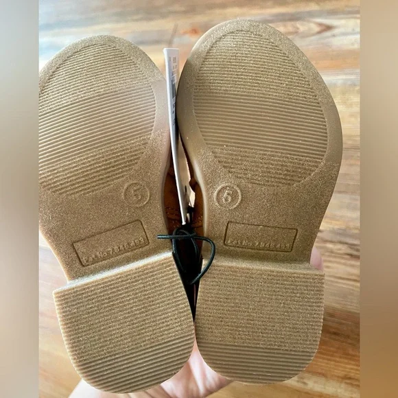 Toddler Girl Booties size 5T - Picture 4 of 6